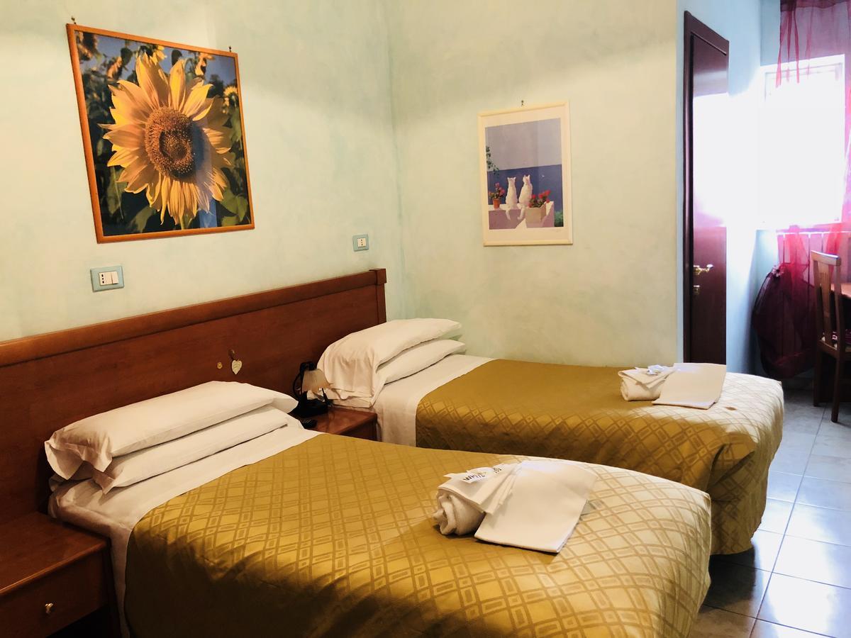 Hotel Casarola - Trigoria Castel di Decima Экстерьер фото